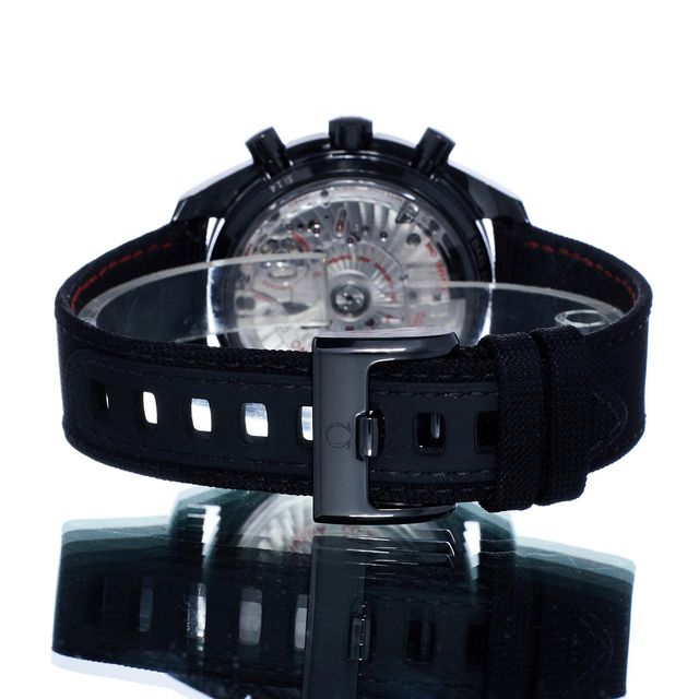 Omega Speedmaster Dark Side of the Moon 311.92.44.51.01.003 Image 3